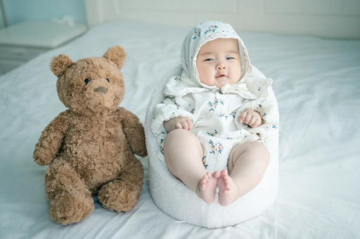 丹阳宝宝吃不饱母乳的症状